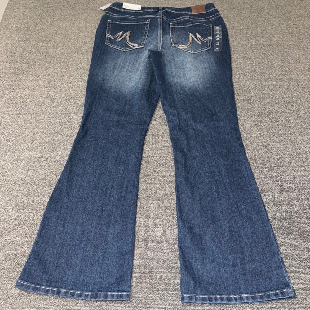 NWT Maurices Boot Cut Denim Flex Mid Rise Jeans Dark Wash Size 10 Short Western